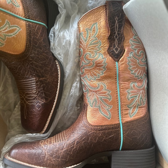Ariat square toe BRAND NEW with tags! - Picture 3 of 3